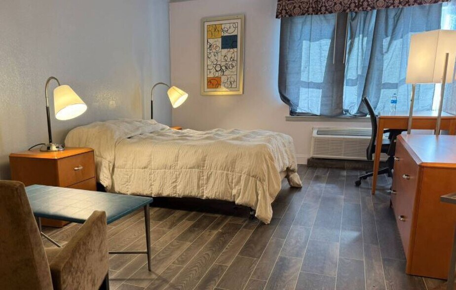 More Photos Of 2400 Executive Park NW, Cleveland Hotel For Sale