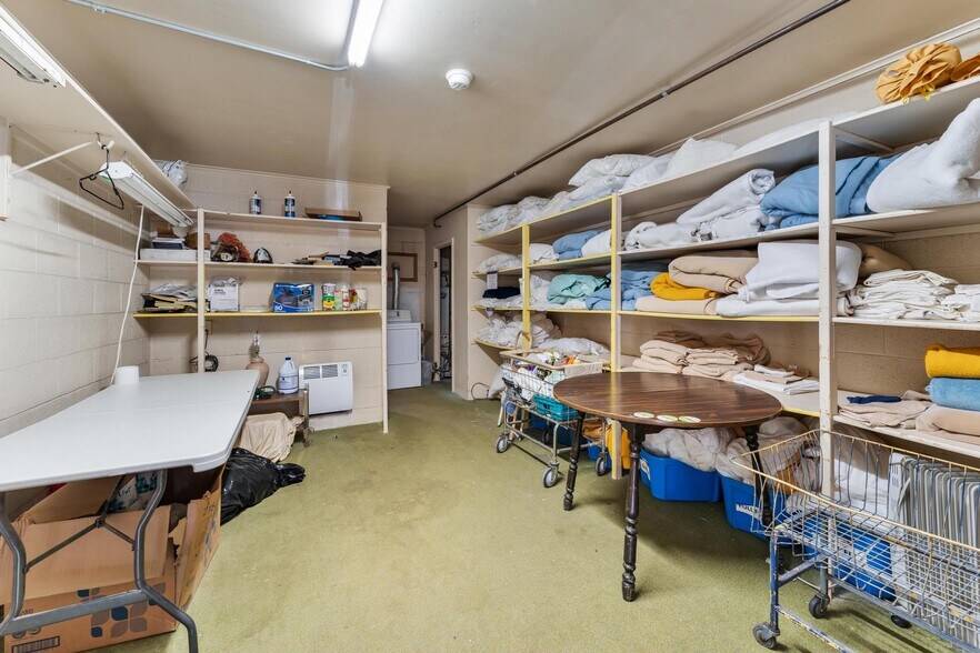 More Photos Of 485 S 100 W, Milford Hotel For Sale