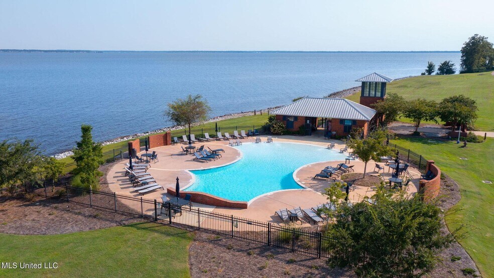 More Photos Of 253 N Natchez Dr, Madison Apartments For Sale