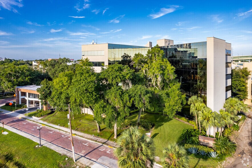 More Photos Of 100 W Lucerne Cir, Orlando Office For Lease