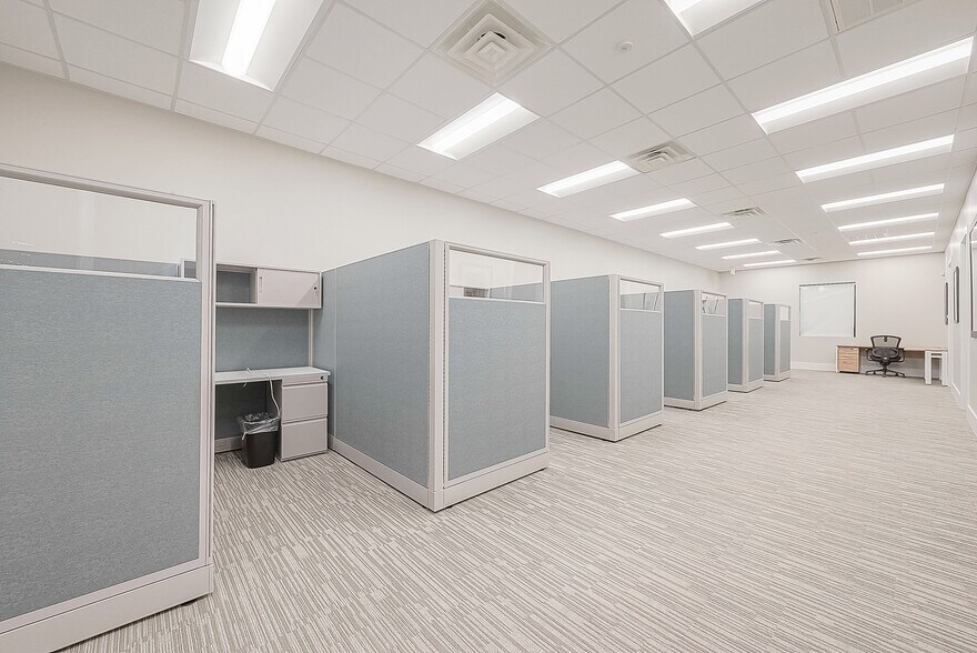 More Photos Of 23537 Kingsland Blvd, Katy Office For Sale