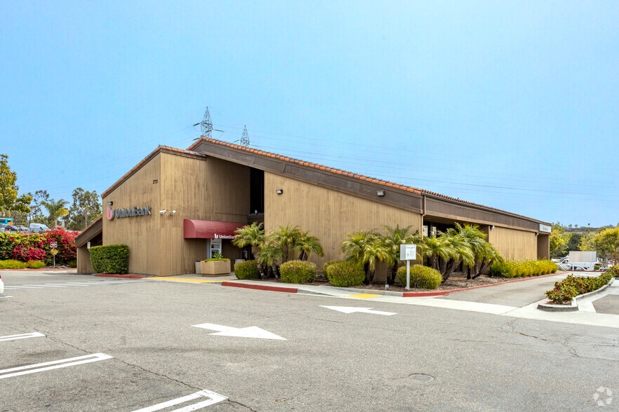 More Photos Of 2217-2739 Vista Way, Oceanside Unknown For Lease