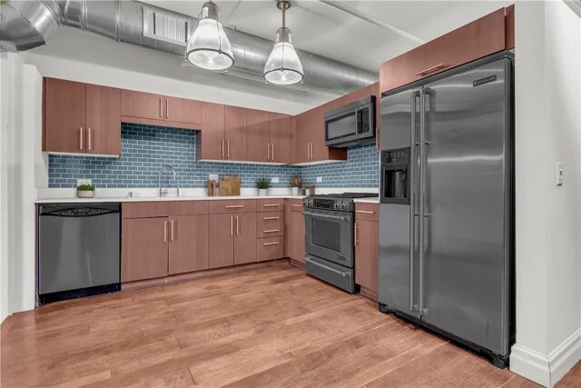 More Photos Of 500-530 S Hewitt St, Los Angeles Apartments For Lease