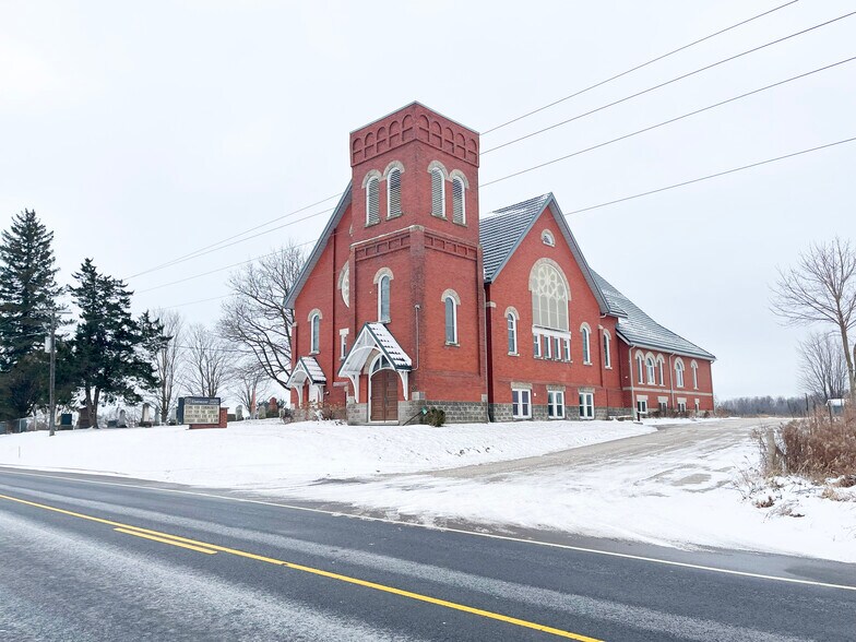 More Photos Of 12274 Guelph Line, Milton Specialty For Sale