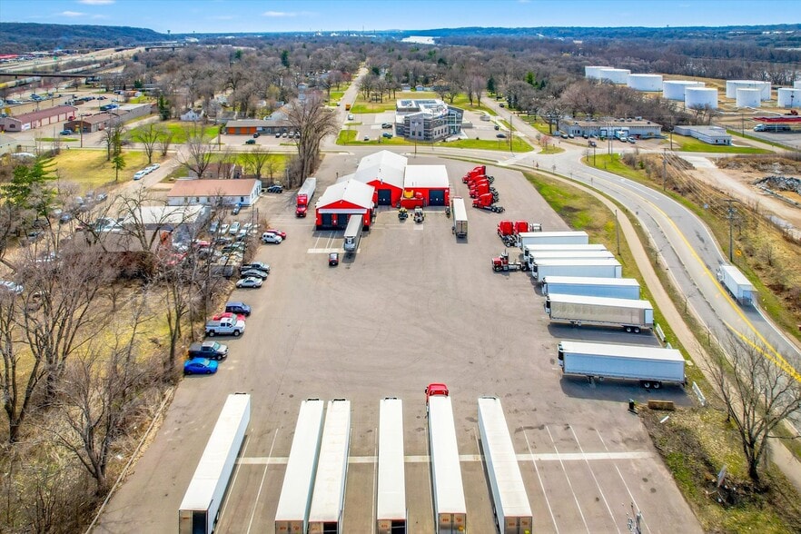 More Photos Of 155 21st St, Newport Warehouse For Sale