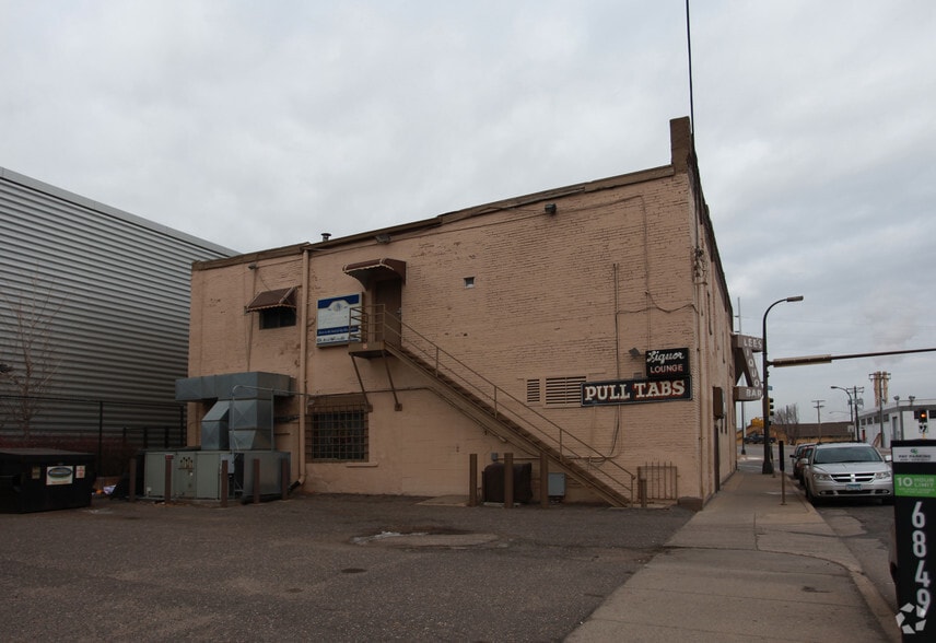 More Photos Of 101 Glenwood Ave, Minneapolis Storefront Retail Office For Sale
