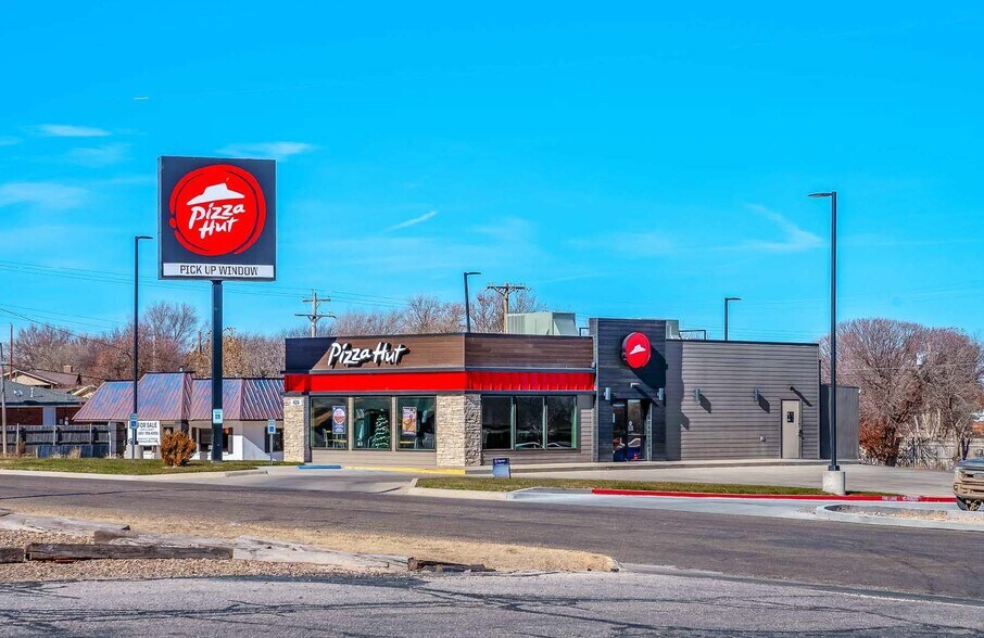 Primary Photo Of 414 NW 21st St, Guymon Restaurant For Sale