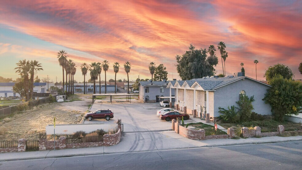 Primary Photo Of 4023 O St, Bakersfield Apartments For Sale