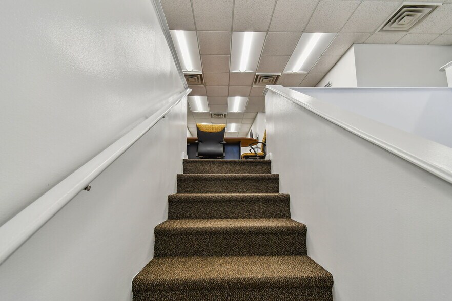 More Photos Of 1453 S Martin Luther King Jr Ave, Clearwater Warehouse For Sale