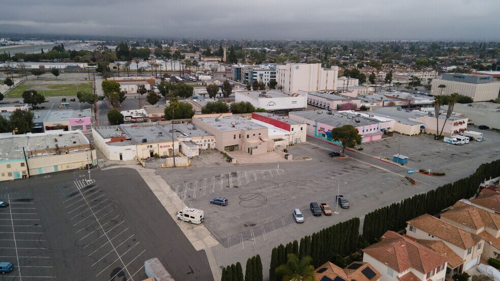 More Photos Of 10914 Main St, El Monte Storefront Retail Residential For Sale