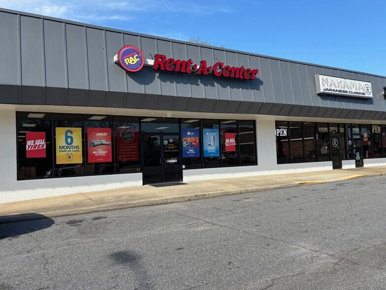 More Photos Of 1234-1246 Us Highway 70 SW, Hickory Unknown For Lease