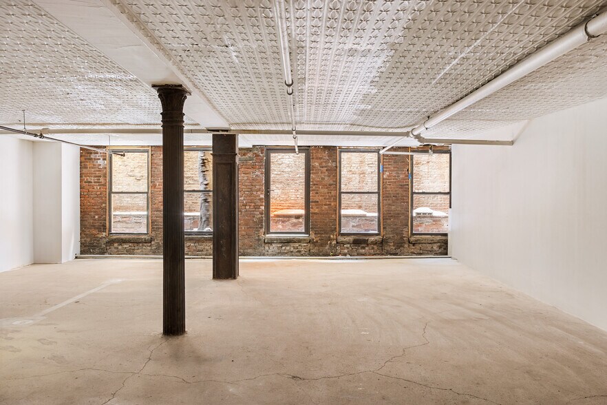 More Photos Of 9-11 White St, New York Apartments For Sale