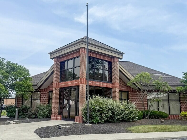 Primary Photo Of 220 Richland Rd, Marion Bank For Lease