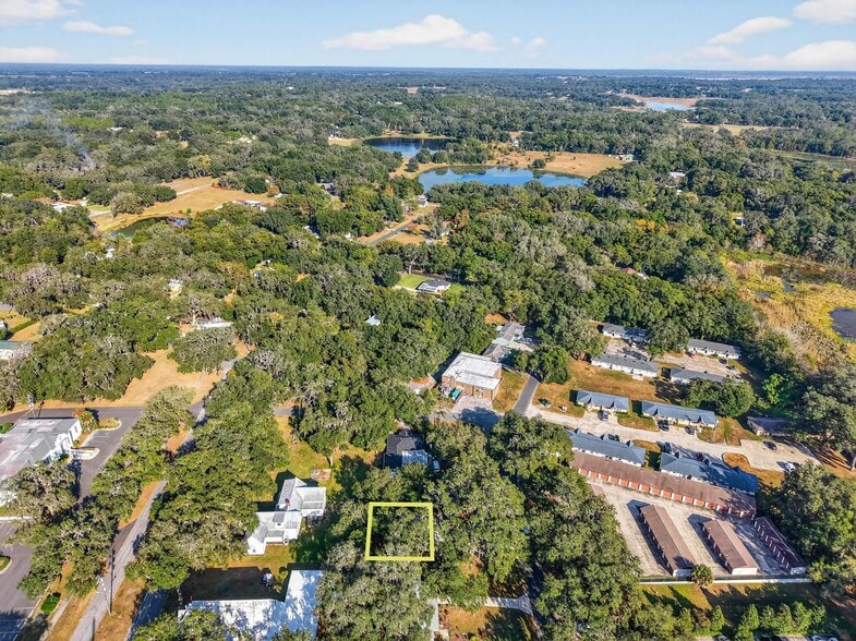 More Photos Of 111 E Lady Lake Blvd, Lady Lake Office For Lease