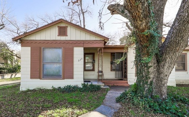 More Photos Of 330 Montclair St, Alamo Heights Multifamily For Sale
