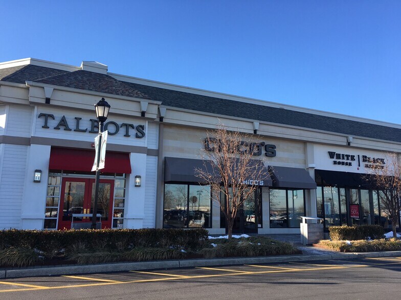 More Photos Of 441 Chestnut Ridge Rd, Woodcliff Lake Unknown For Lease