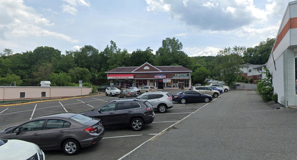 More Photos Of 37 Route 59 Hwy, Nyack Unknown For Lease