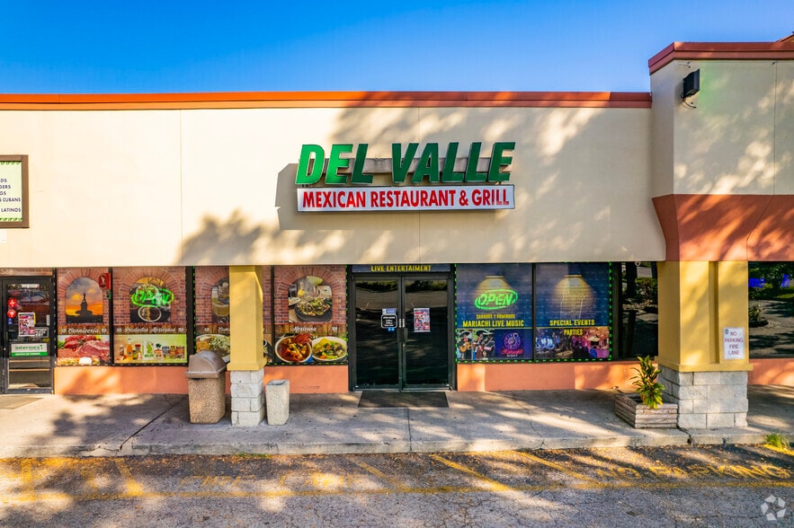 More Photos Of 1510-1526 E Fowler Ave, Tampa Storefront For Lease