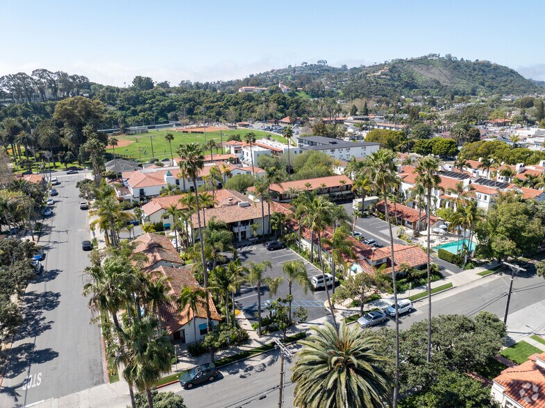 More Photos Of 109 Bath St, Santa Barbara Hotel For Sale