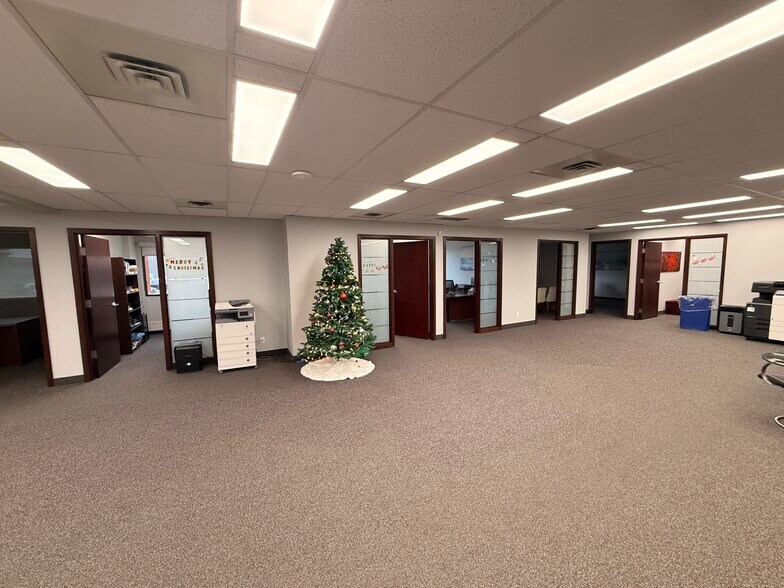 More Photos Of 17010 103rd Ave, Edmonton Office For Lease