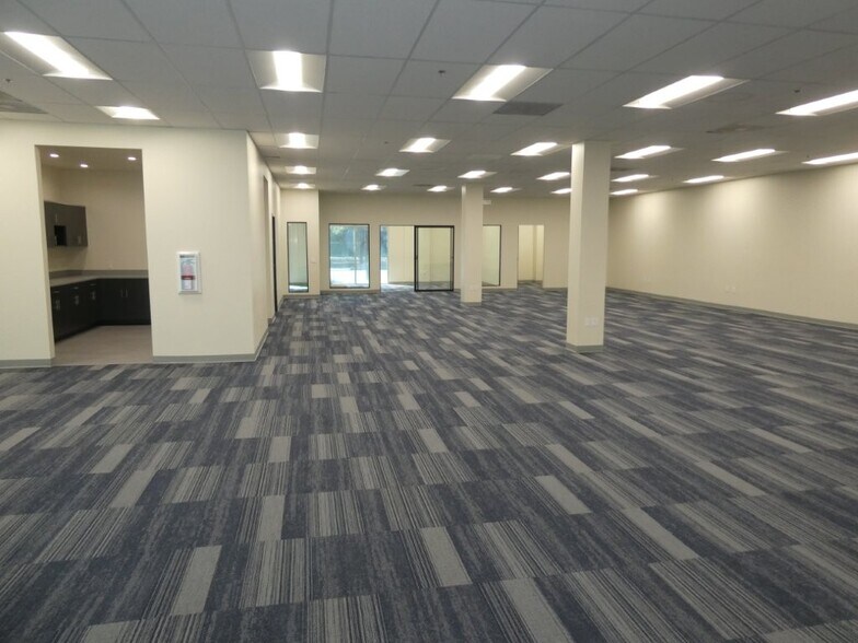 More Photos Of 6100-6120 San Fernando Rd, Glendale Office For Sale