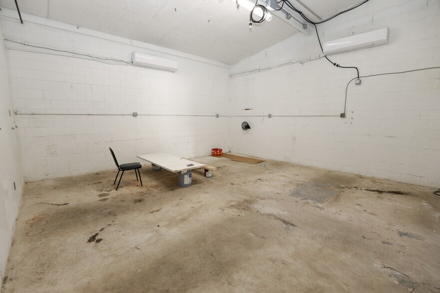 More Photos Of 5 Haynie St, Newnan Warehouse For Lease