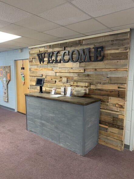 More Photos Of 121 Walnut St, Evansville Religious Facility For Sale