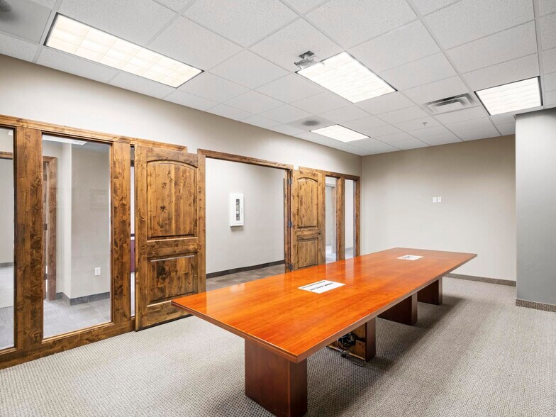 More Photos Of 811-867 N 900 W, Orem Office For Sale
