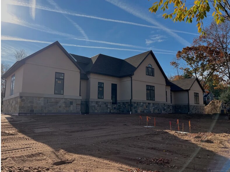 More Photos Of 1003 Middletown Ave, Northford Office For Lease