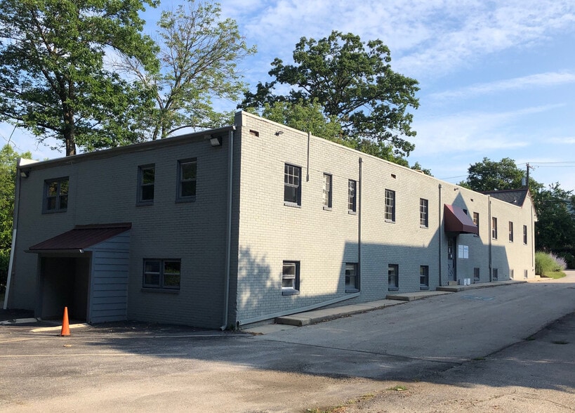More Photos Of 418 E Lancaster Ave, Wayne Office For Lease