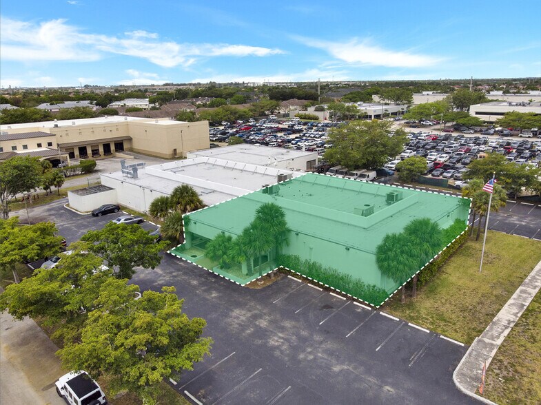 More Photos Of 14150 SW 119th Ave, Miami Manufacturing For Lease
