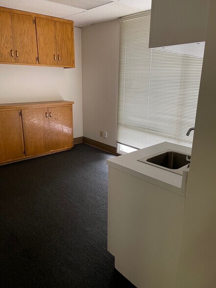 More Photos Of 4132 Katella Ave, Los Alamitos Medical For Lease