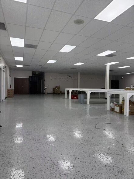 More Photos Of 407 Mathew St, Santa Clara Manufacturing For Sale