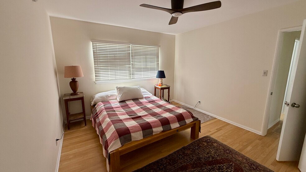 More Photos Of 228 Idaho Ave, Santa Monica Apartments For Sale