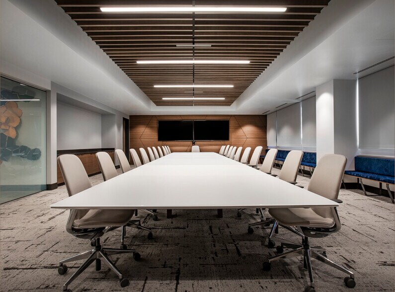 More Photos Of 295 S Chipeta Way, Salt Lake City Office For Lease