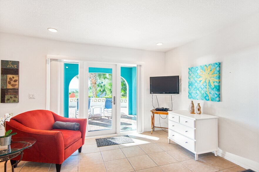 More Photos Of 217 Casey Key Rd, Nokomis Specialty For Sale