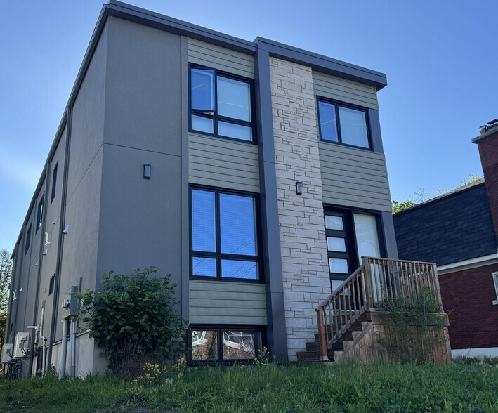 More Photos Of 539-541 Broadhead Ave, Ottawa Apartments For Sale