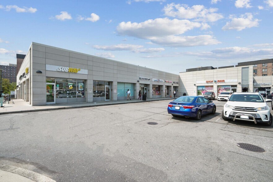 More Photos Of 229-265 Beach 20Th St, Far Rockaway Storefront For Lease