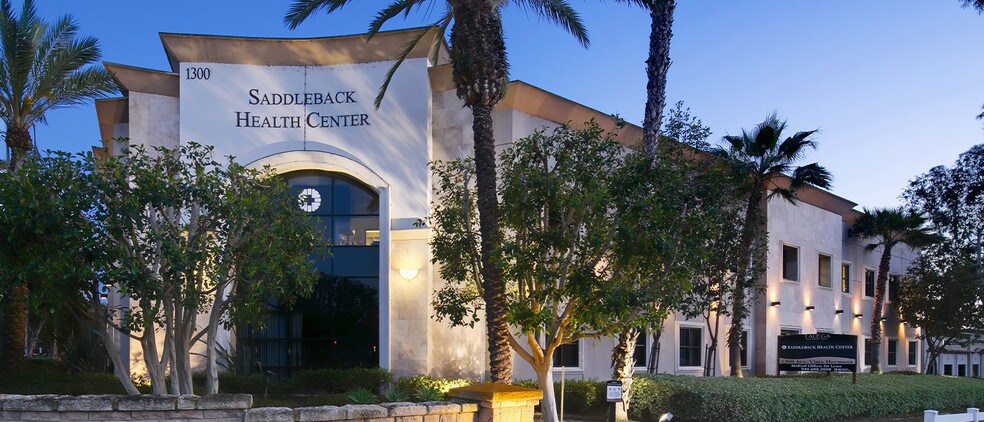 More Photos Of 1300 Avenida Vista Hermosa, San Clemente Medical For Lease