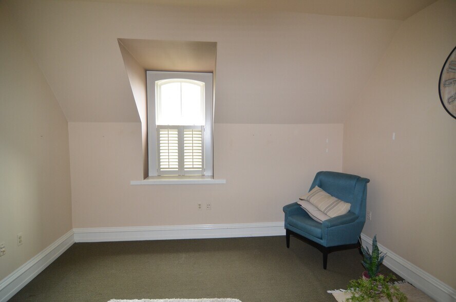 More Photos Of 24 Mine St, Flemington Medical For Lease