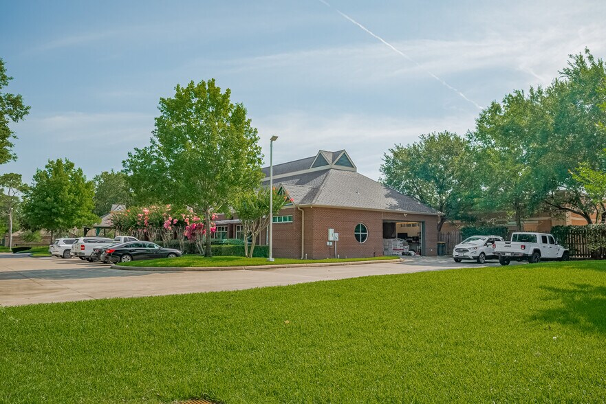 More Photos Of 19855 Greenwind Chase Dr, Houston Medical For Sale