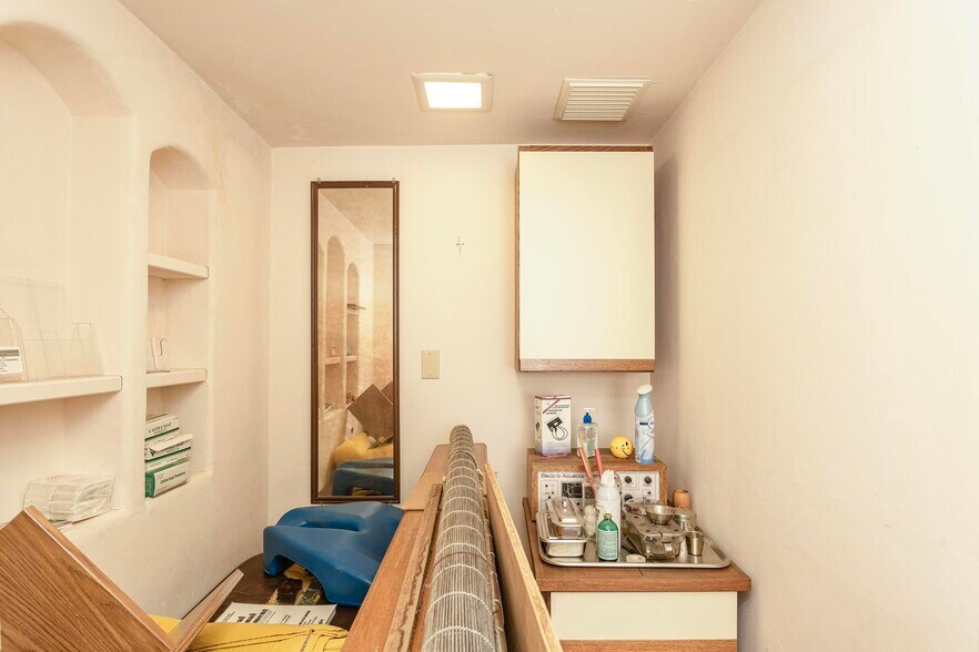 More Photos Of 1084 Cass St, Monterey Medical For Sale