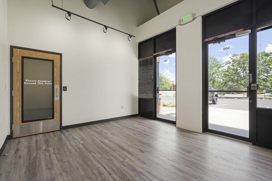 More Photos Of 10835 Dover St, Westminster Unknown For Lease