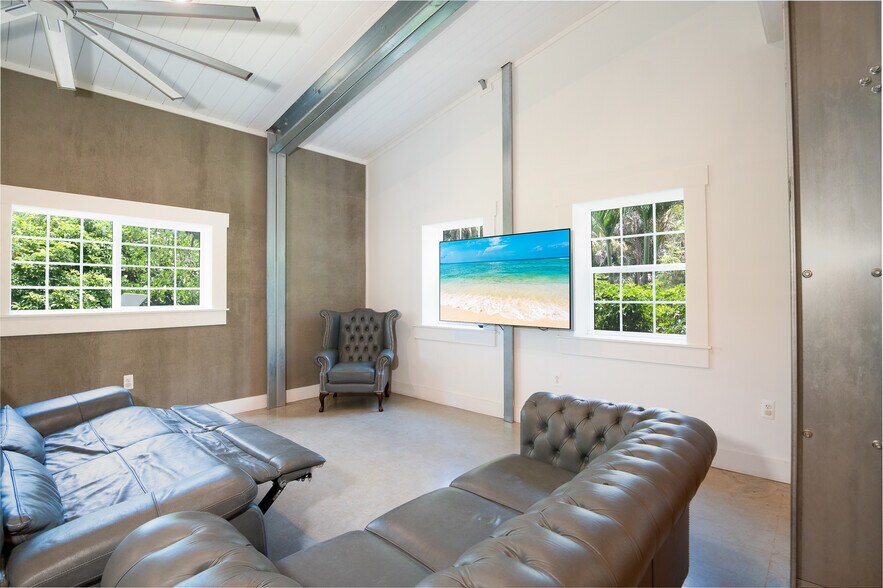 More Photos Of 1301 Ivy Way, Naples Land For Sale