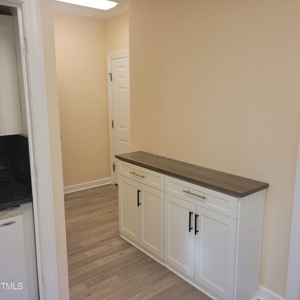 More Photos Of 5640 Six Forks Rd, Raleigh Office For Lease