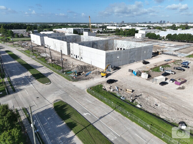 More Photos Of Rankin Rd & Aldine Westfield Rd, Houston Distribution For Sale
