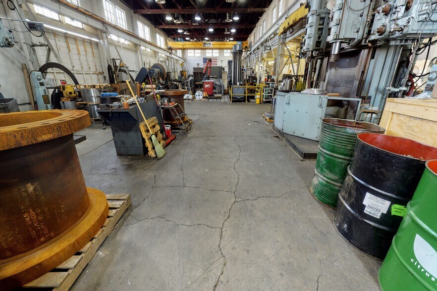 More Photos Of 3400-3470 Randolph St, Huntington Park Warehouse For Lease