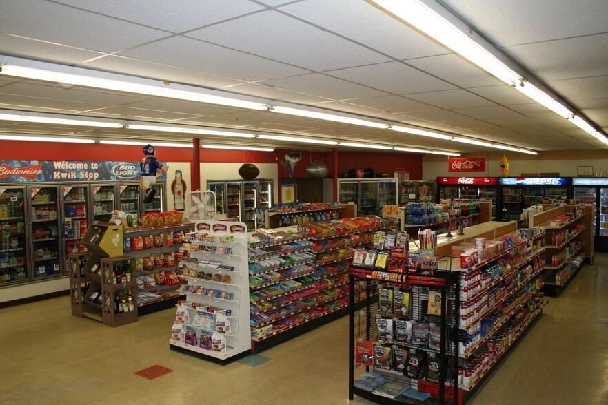 More Photos Of 1 N Clark St, Park City Convenience Store For Sale
