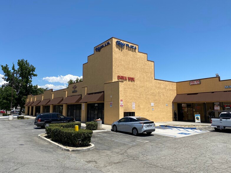 More Photos Of 2085 W Holt Ave, Pomona Unknown For Lease