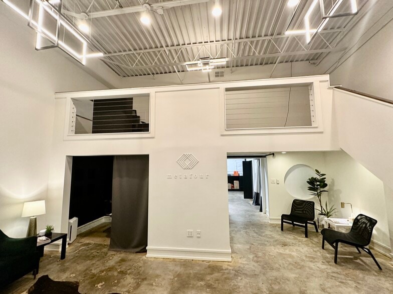 More Photos Of 690 Miami Cir NE, Atlanta Storefront For Lease